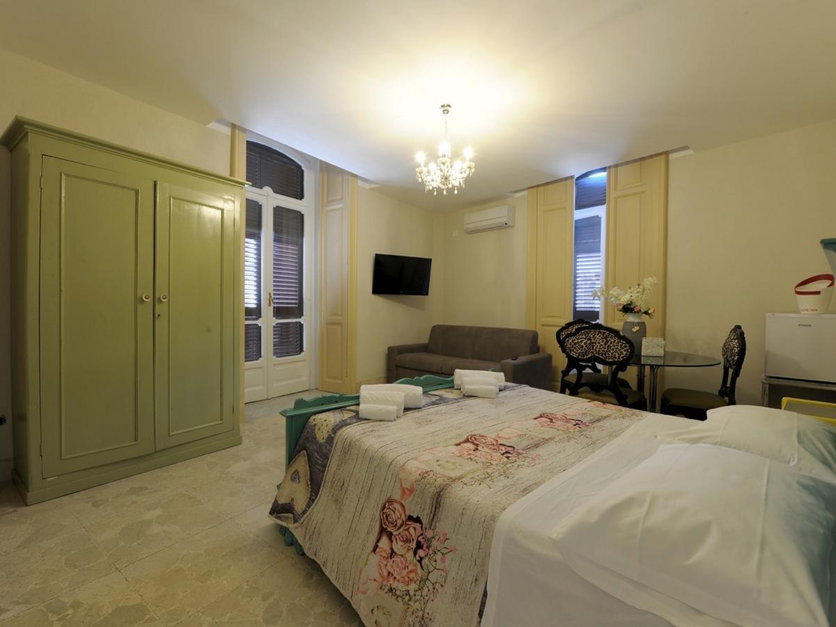 Angioino B&B & Spa Napoli Ngoại thất bức ảnh